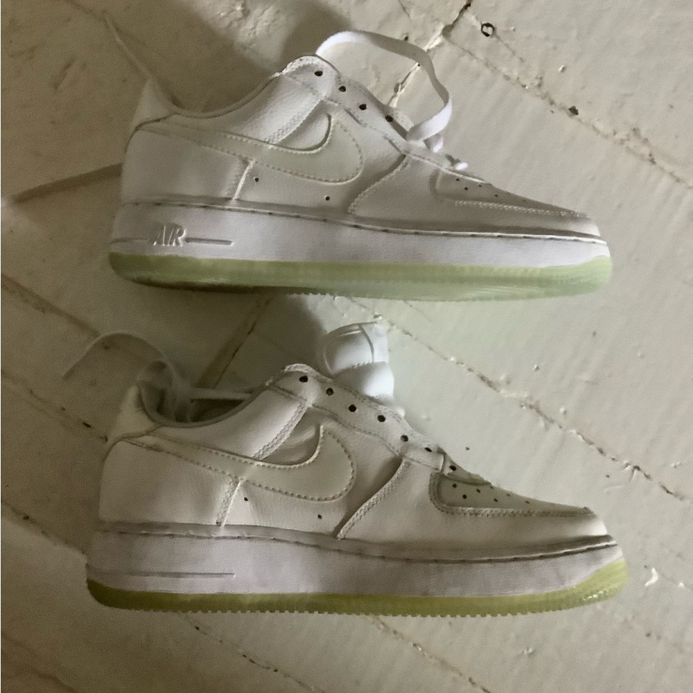 Vintage 2004 y2k Nike Air Force 1 one new as is sneakers size 7.5